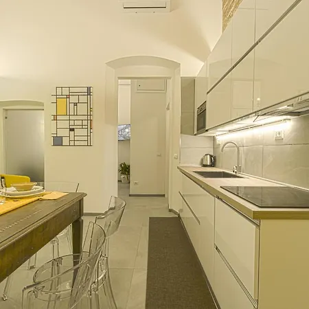Apartment Via San Gallo 19
