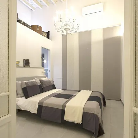 Apartment Via San Gallo 19