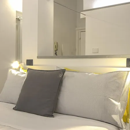 Via San Gallo 19 아파트