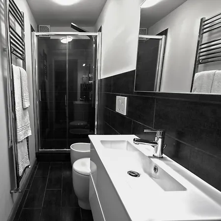 Via San Gallo 19 아파트 *